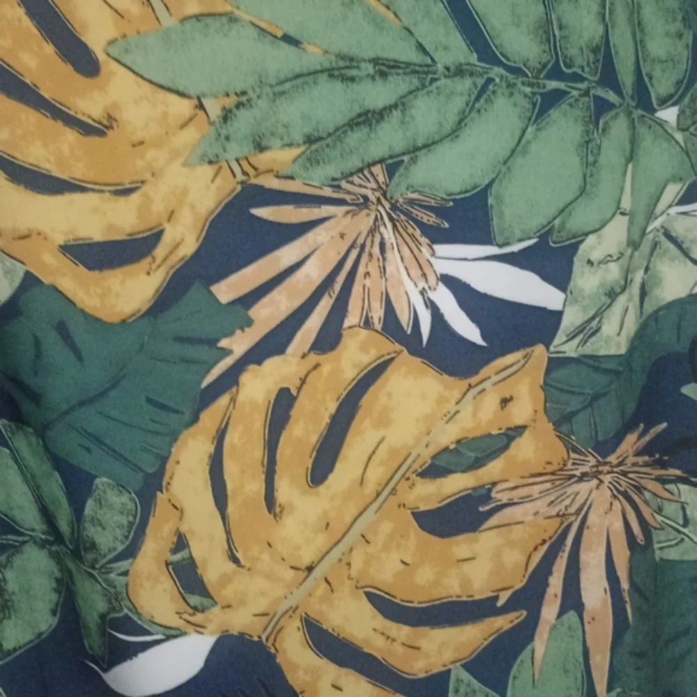 🌿Thin Breezy Tropical Leaf Print Green M Sleeveless Shift Sheath Dress LIKE NEW - Picture 3 of 5